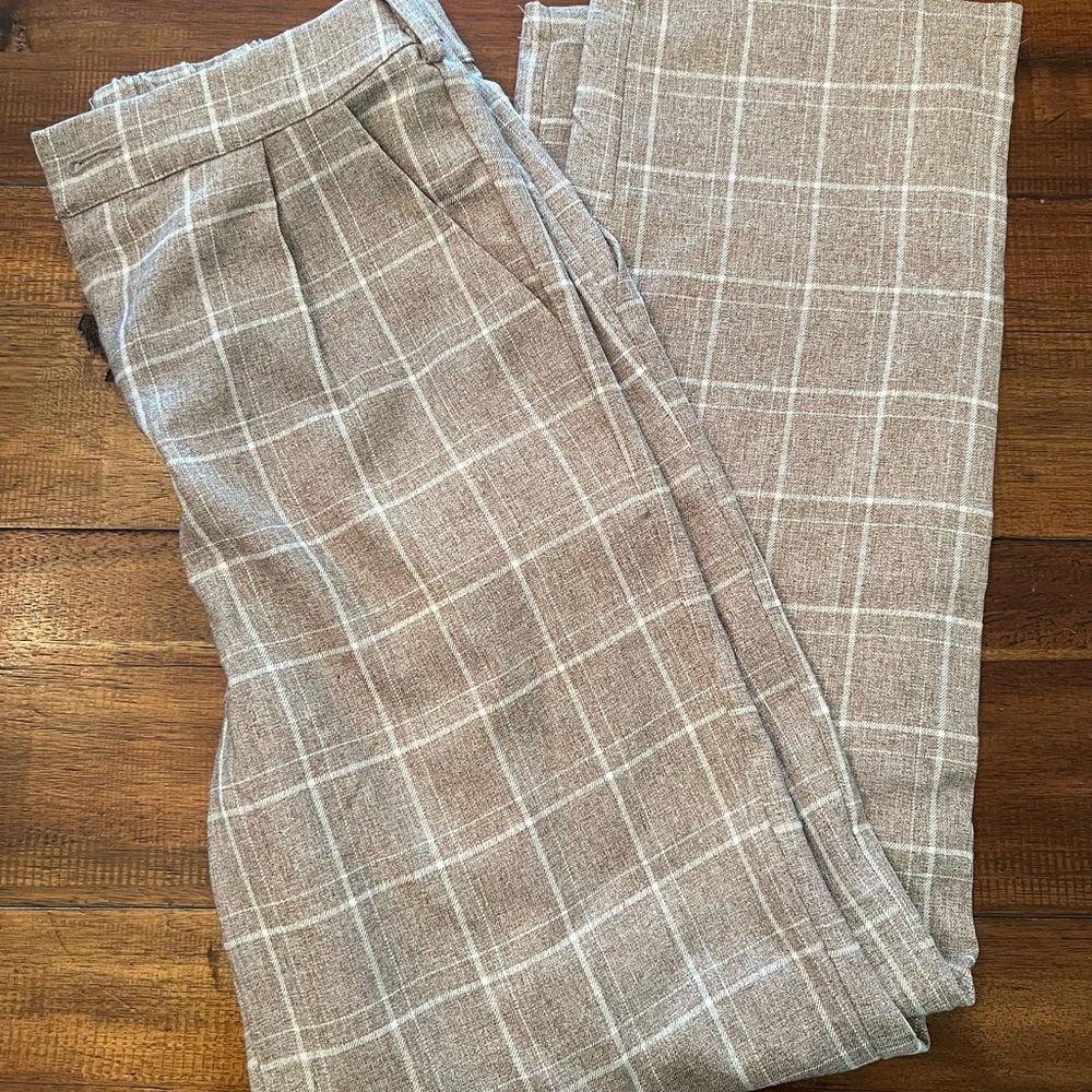Boutique Cream Light Plaid trouser